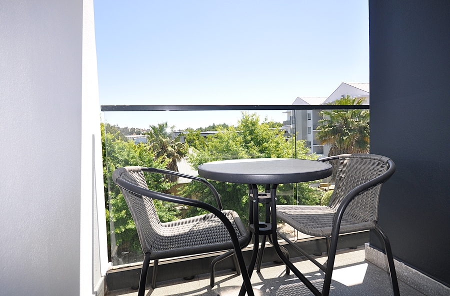 To Let 1 Bedroom Property for Rent in Dennesig Western Cape